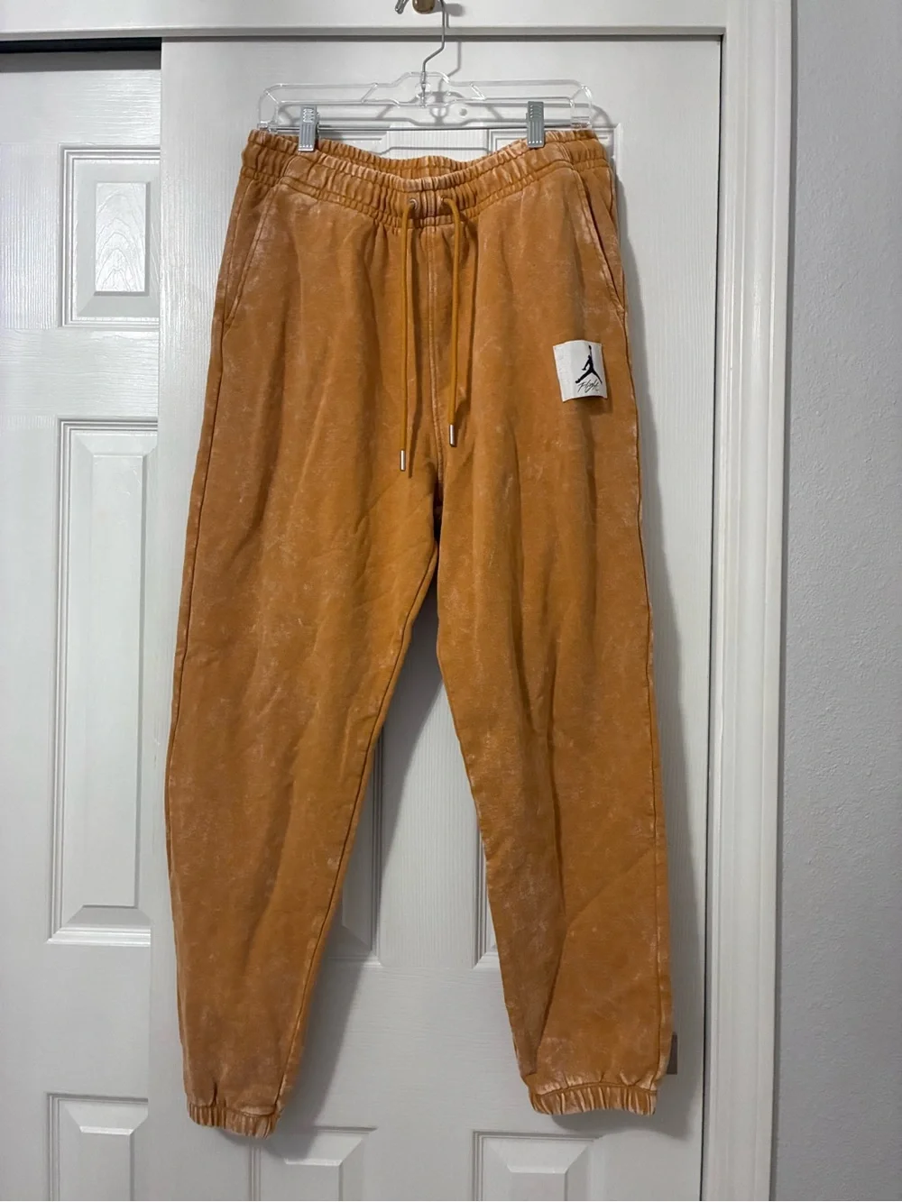 Jordan Men’s Joggers in Mustard Yellow Size L